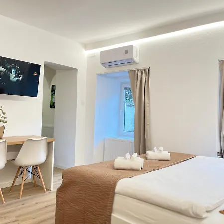 Under Castle Apartmán Lublaň