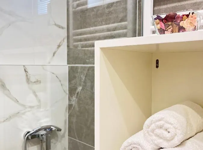 Under Castle Apartmán *